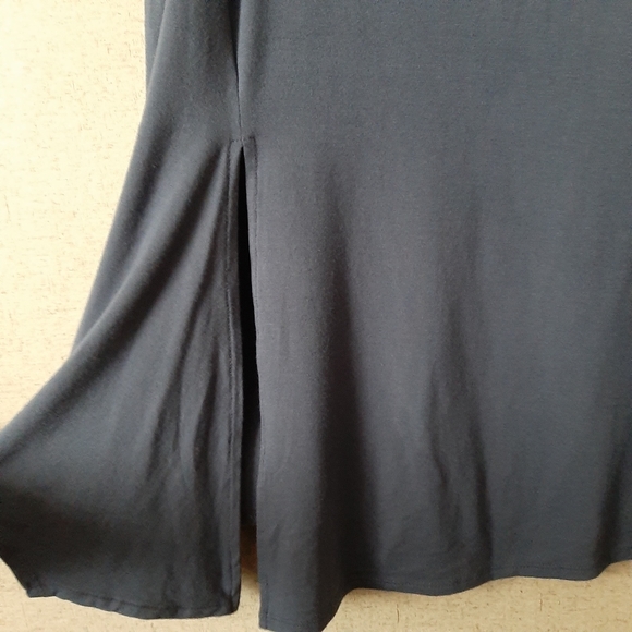 Fabletics tank - Picture 2 of 5